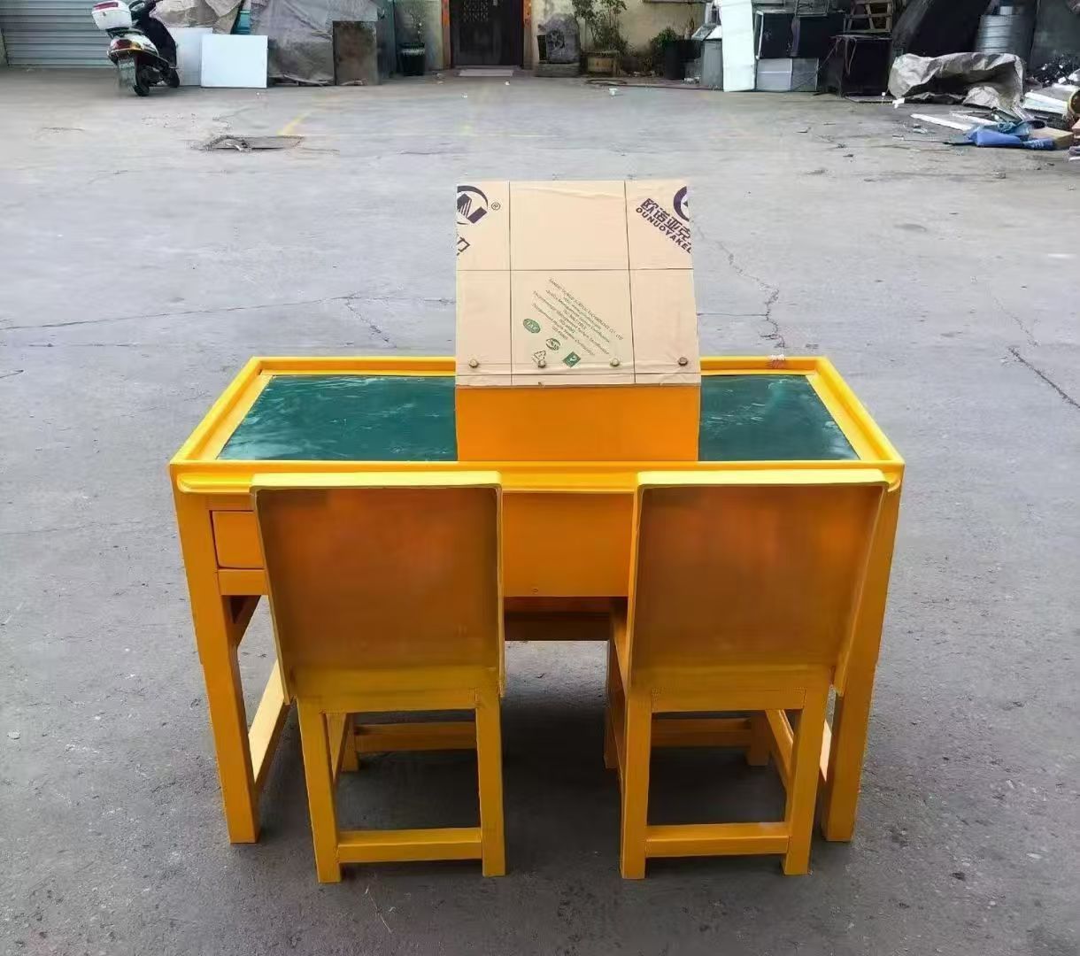 海安防静电导通桌井下煤矿火工品发放桌：危险品流转的安全守护者